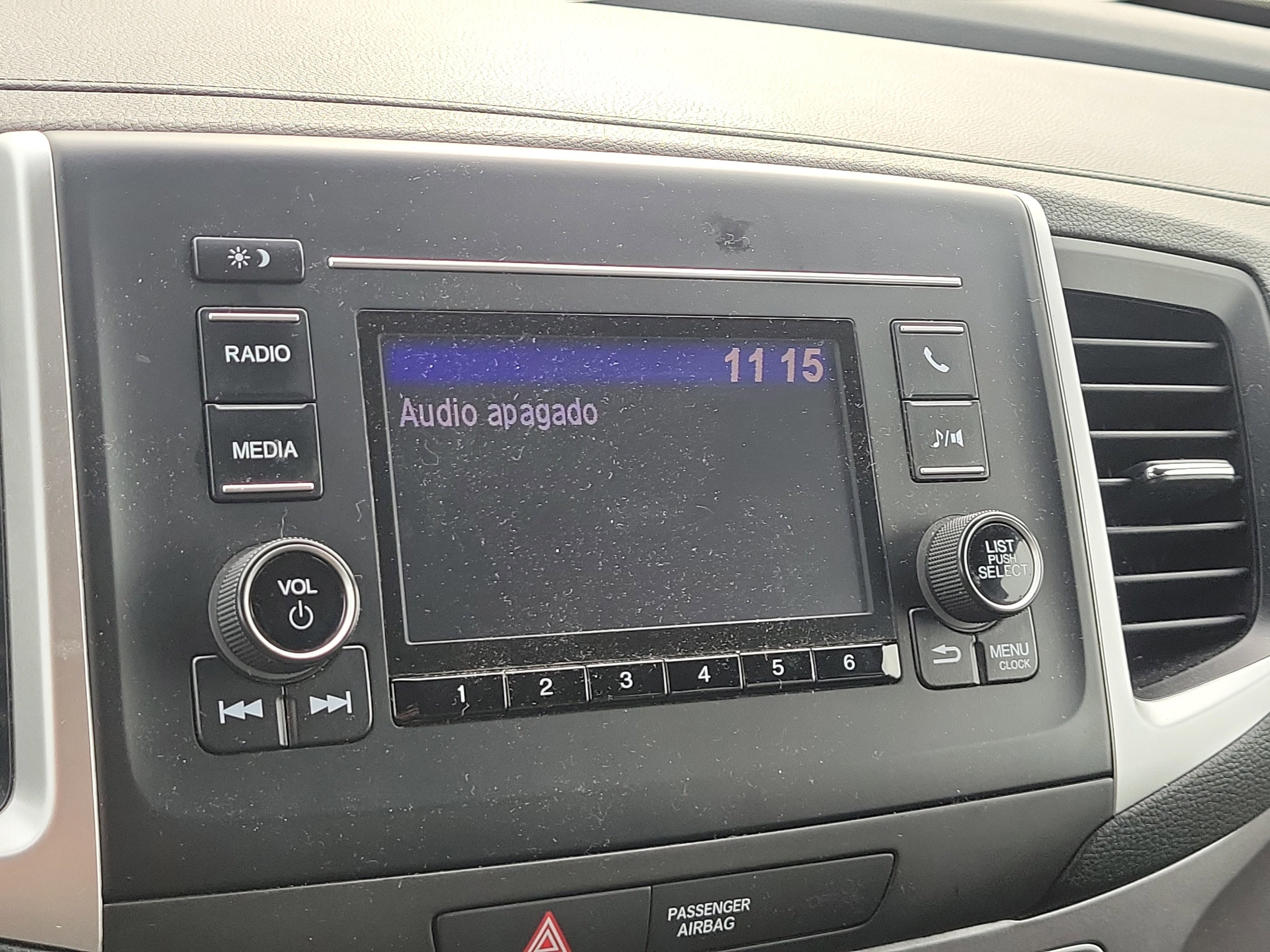 Used 2020 Honda Pilot LX image 25