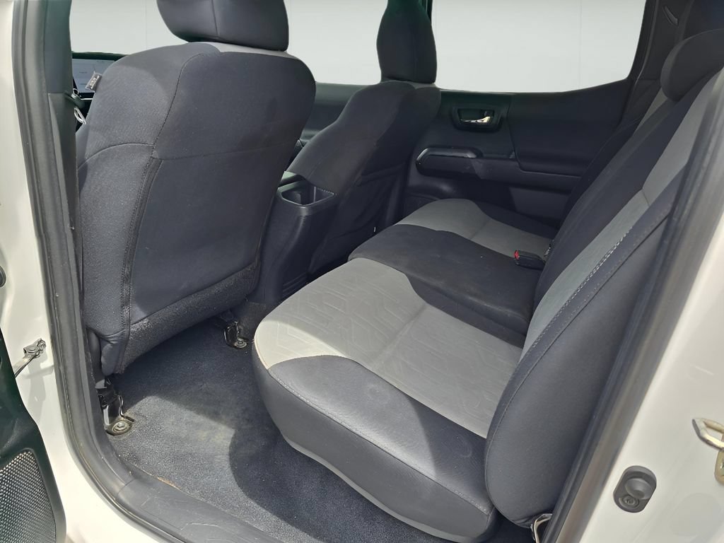 Used 2020 Toyota Tacoma TRD Sport w/ Technology Package AWD/4WD image 24