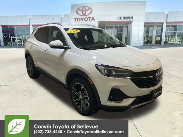 Used 2021 Buick Encore GX Essence image 2