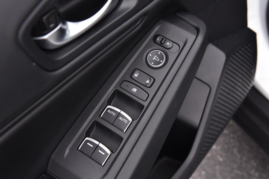 Certified 2023 Honda Accord EX image 8