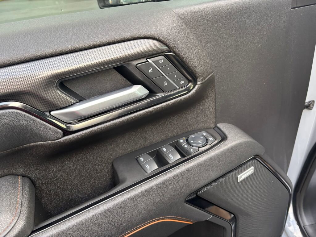 Certified 2025 GMC Sierra 3500 AT4 w/ AT4 Premium Plus Package image 21