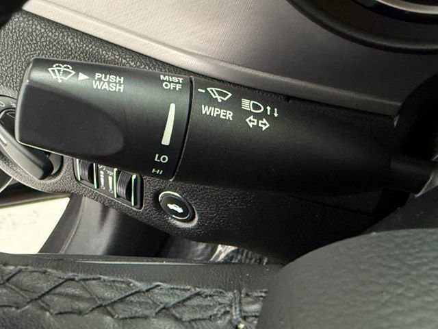 Used 2023 Dodge Charger SXT RWD image 12