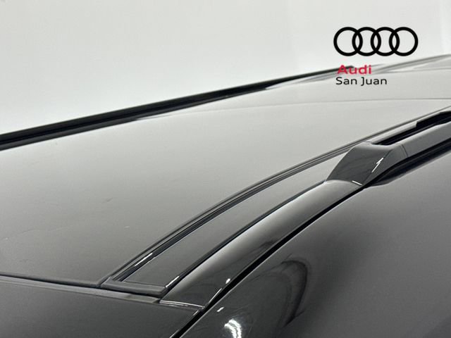 Used 2023 Land Rover Defender 110 X-Dynamic SE image 11