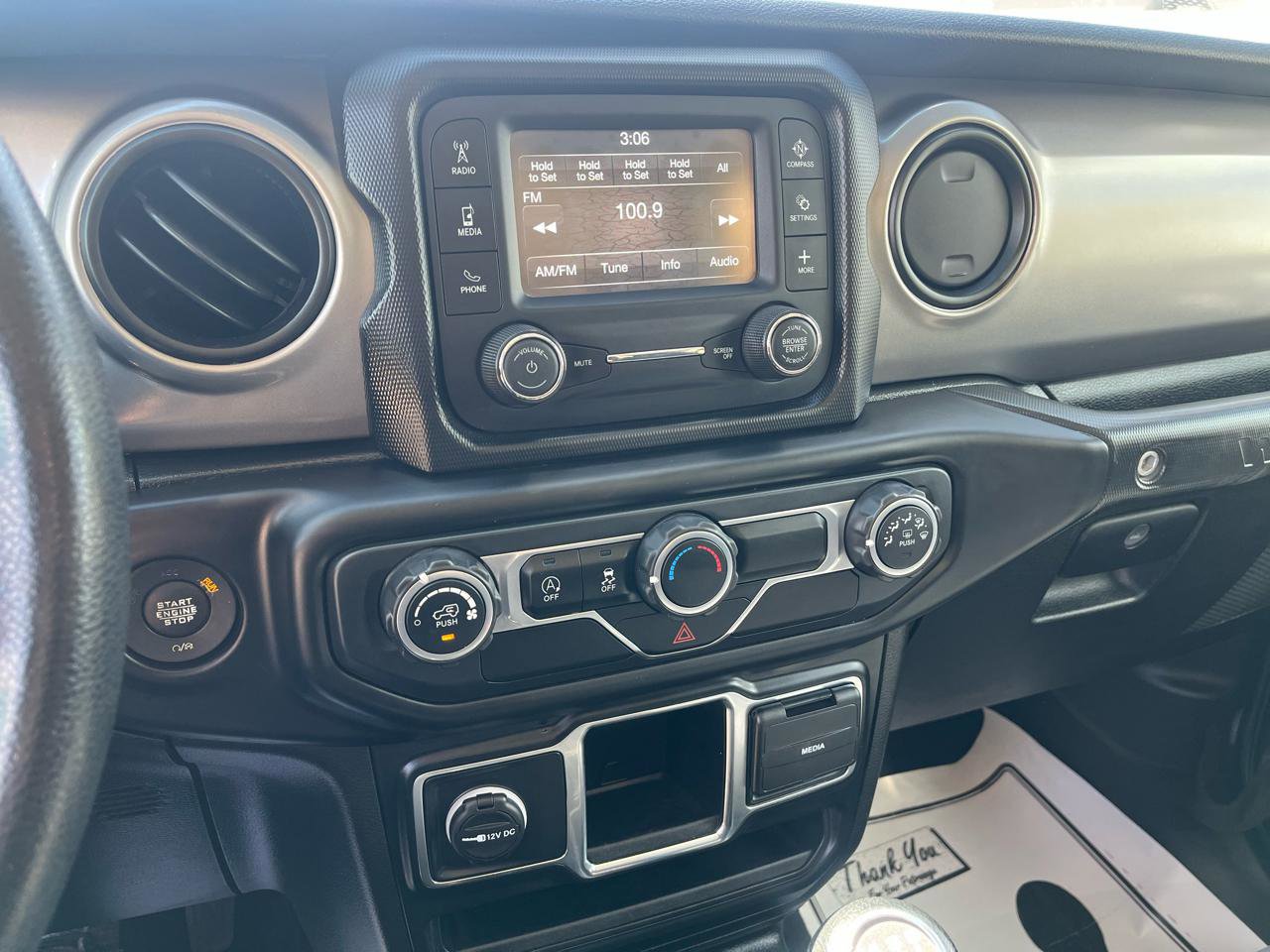 Used 2020 Jeep Wrangler Sport AWD/4WD image 14