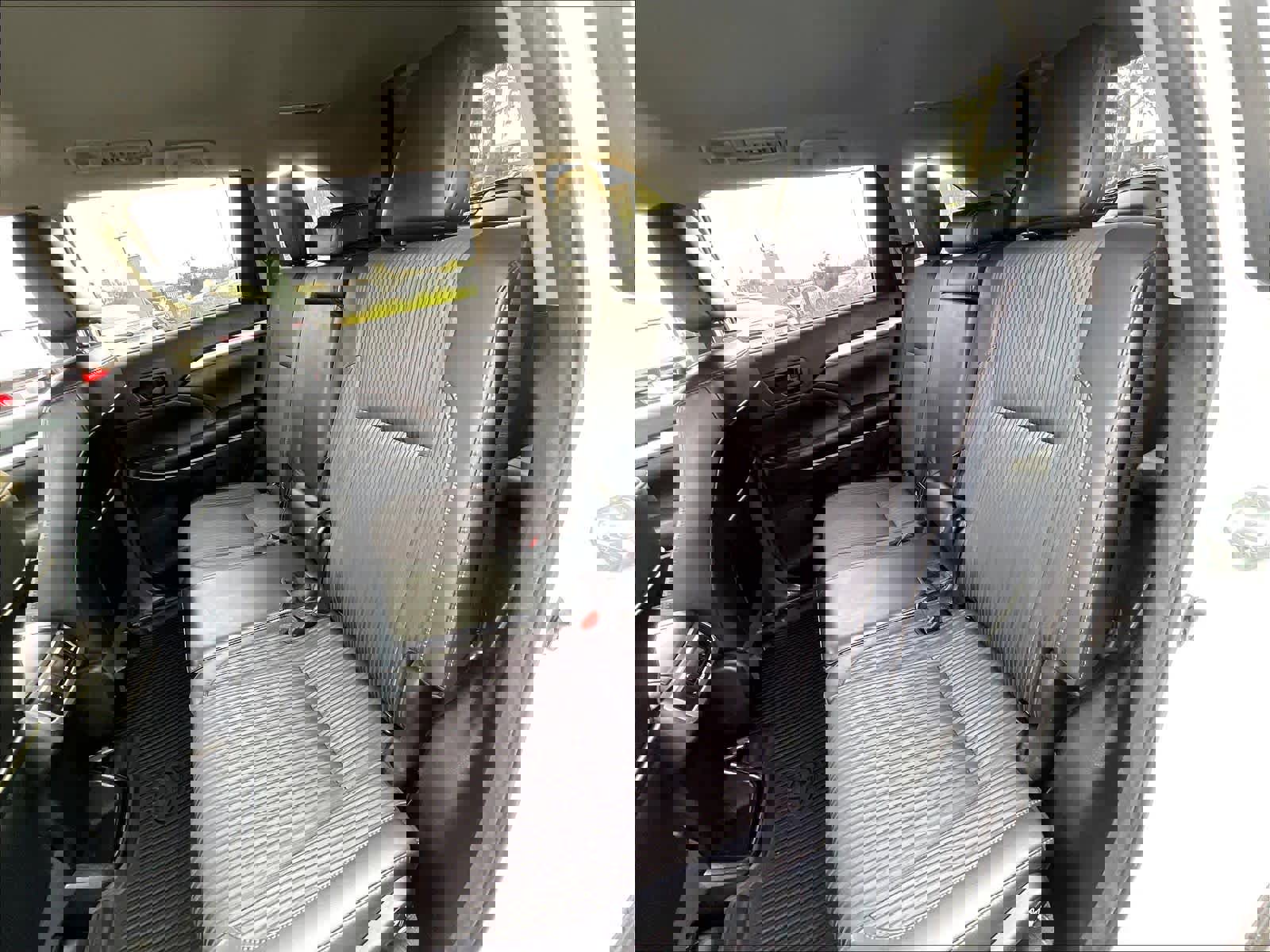 Used 2018 Toyota Highlander Plus image 29