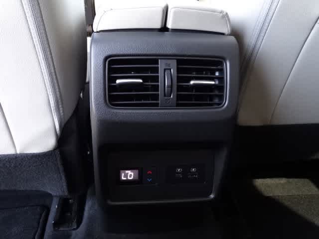 Used 2021 Nissan Rogue SL AWD/4WD image 24