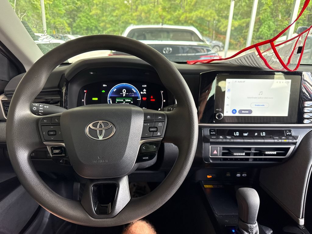 Used 2026 Toyota Camry LE FWD image 12