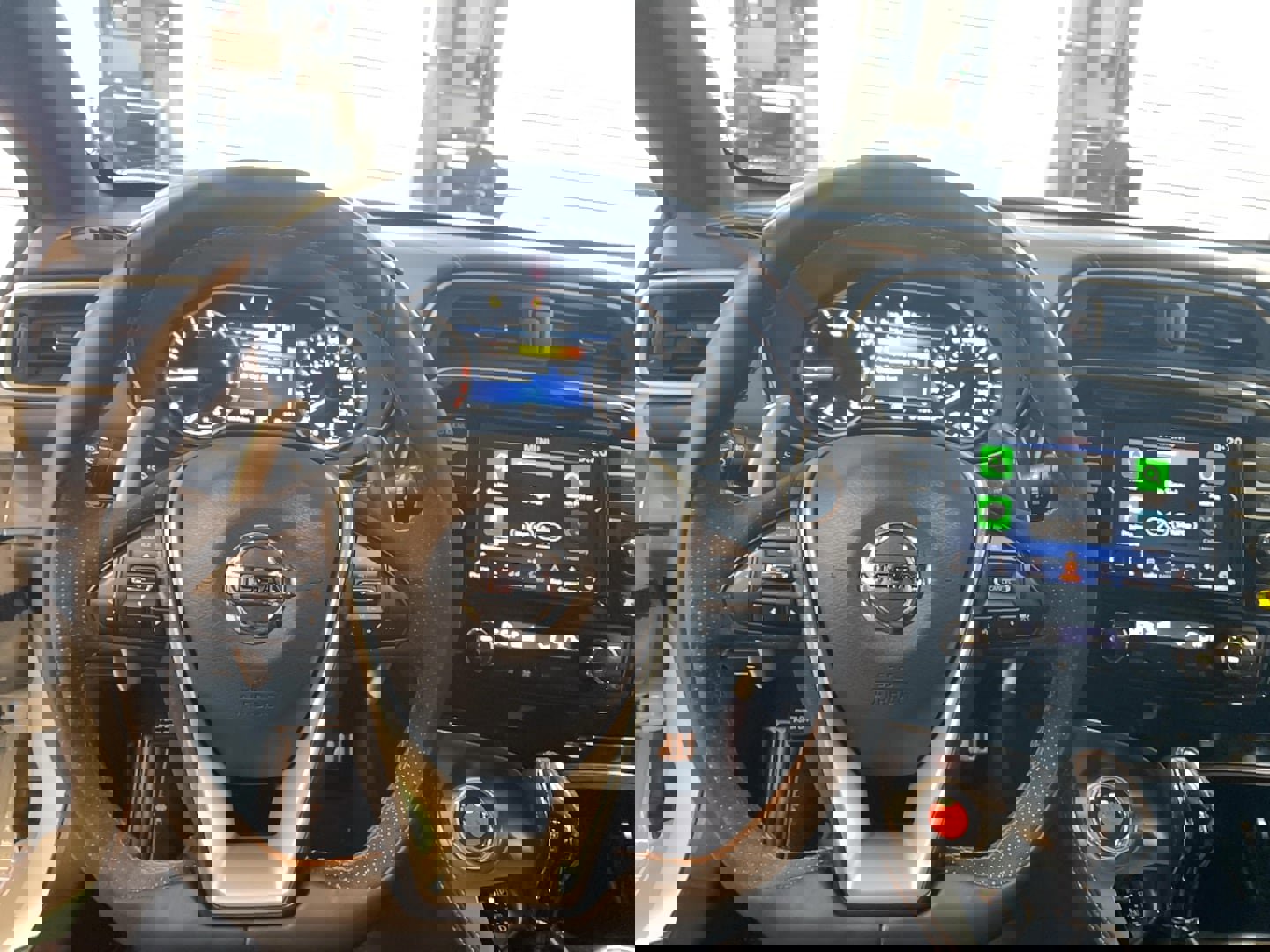 Used 2019 Nissan Maxima SR w/ Premium Package image 16