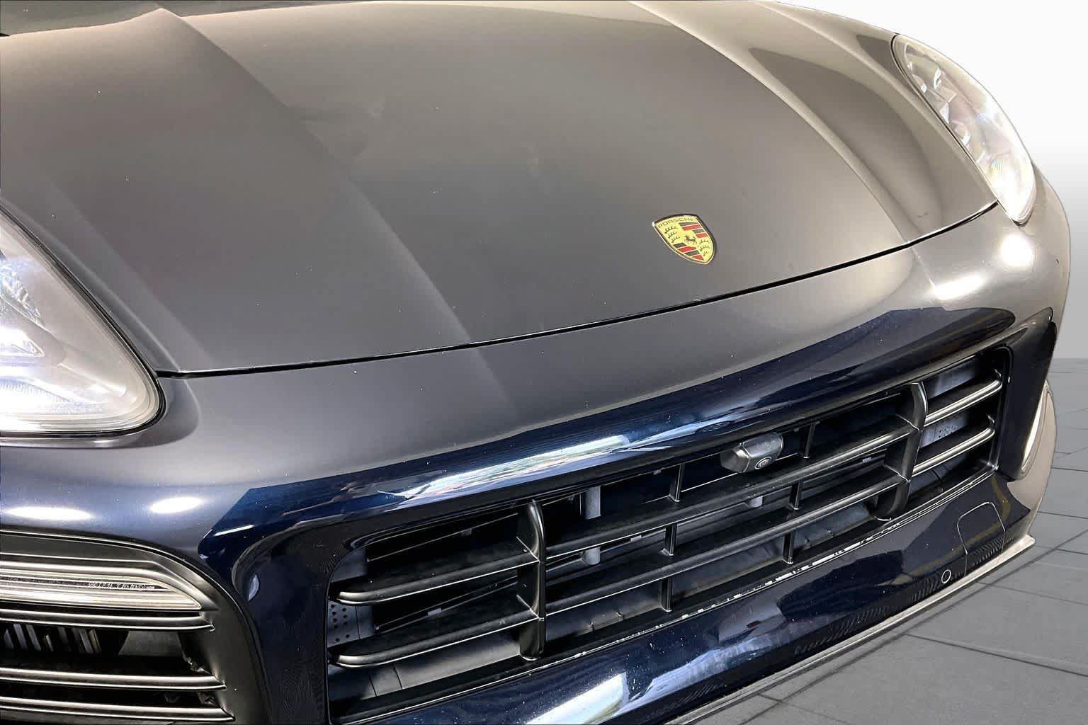 Used 2020 Porsche Cayenne AWD/4WD image 28