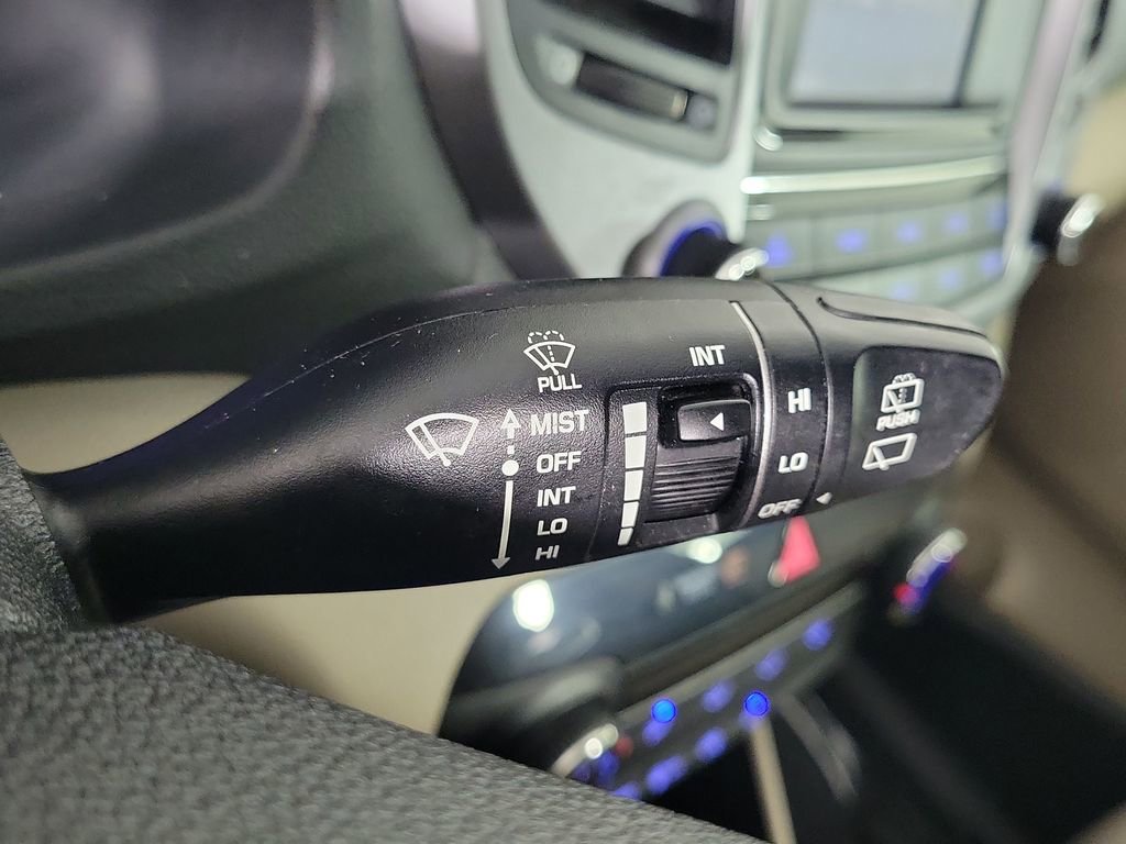 Used 2017 Hyundai Tucson SE FWD image 12
