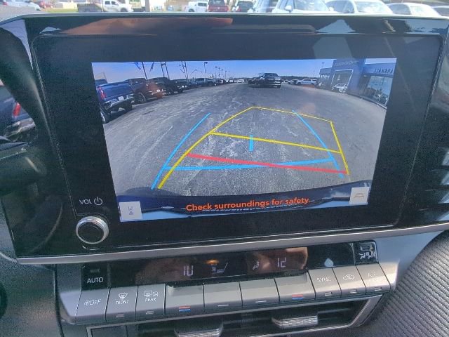 Used 2025 Toyota Camry LE FWD image 30