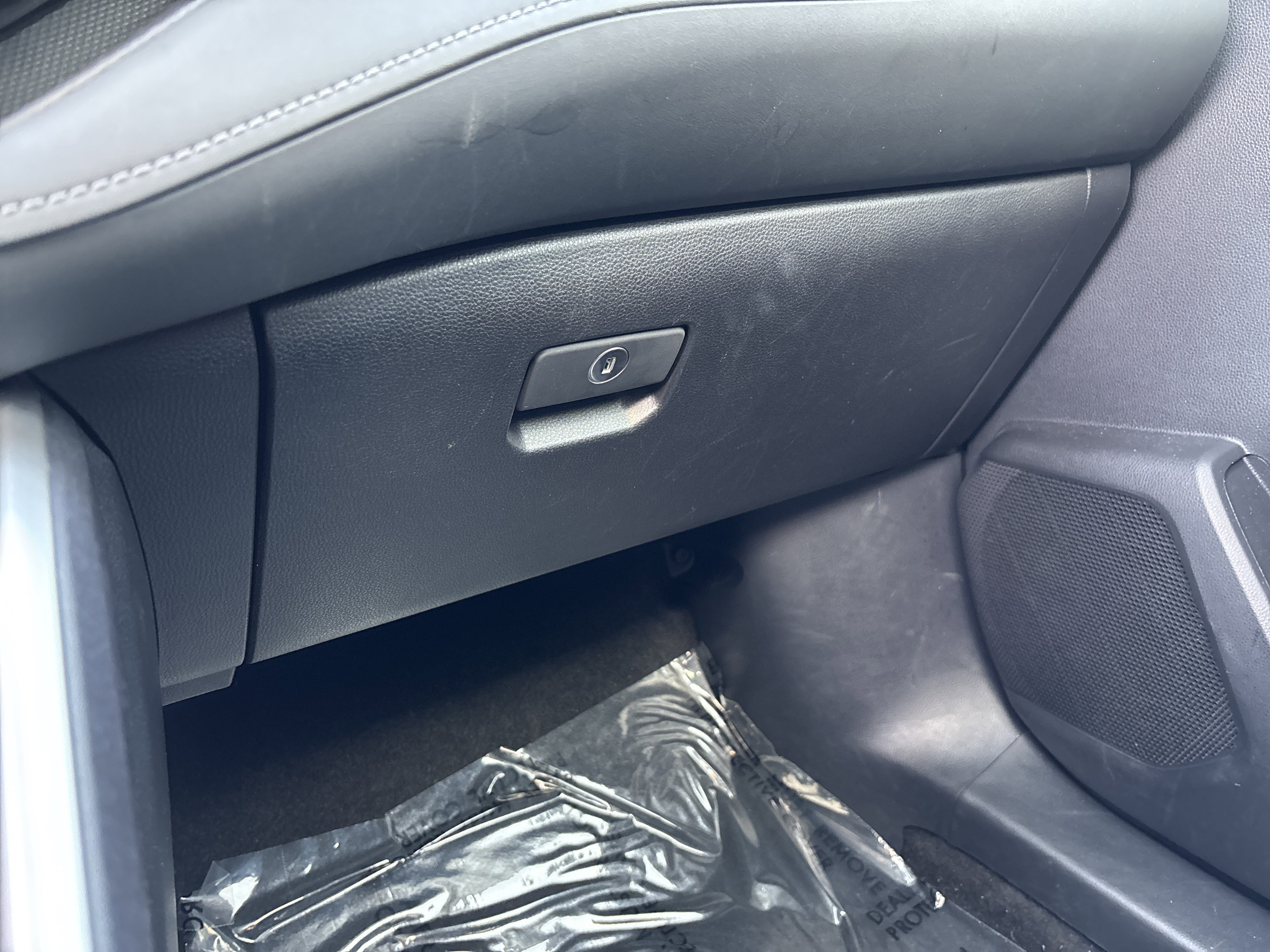 Used 2023 Toyota Highlander XLE AWD/4WD image 27