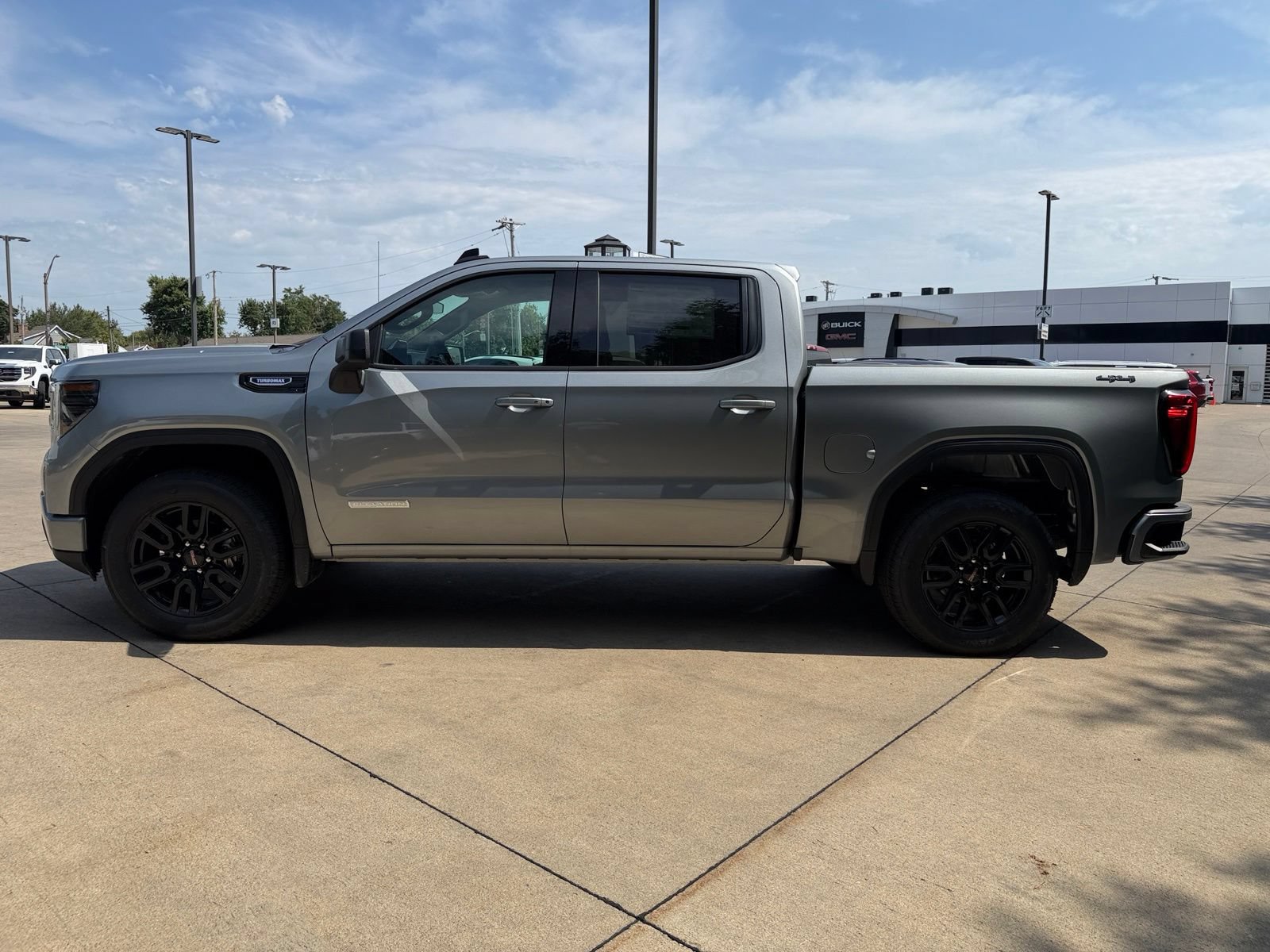 New 2026 GMC Sierra 1500 Elevation AWD/4WD image 8