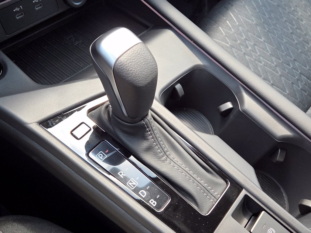 New 2026 Nissan Sentra SV w/ SV Convenience Package FWD image 28
