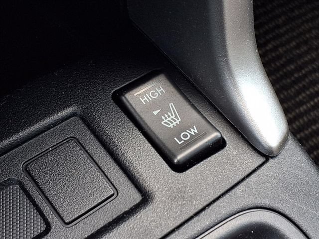 Used 2015 Subaru Forester 2.5i Premium AWD/4WD image 18