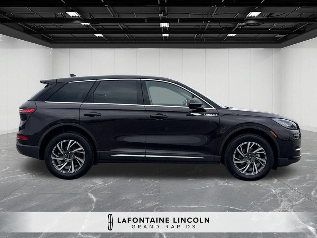 Certified 2023 Lincoln Corsair AWD w/ Equipment Group 101A image 10