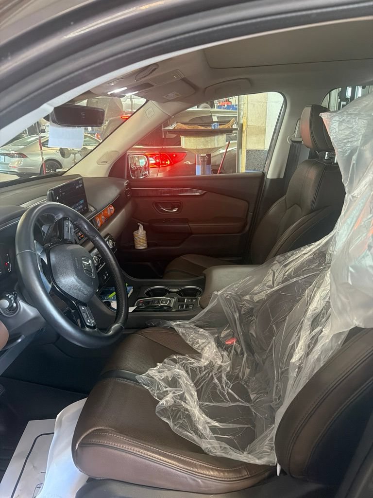 Used 2023 Honda Pilot Elite image 2