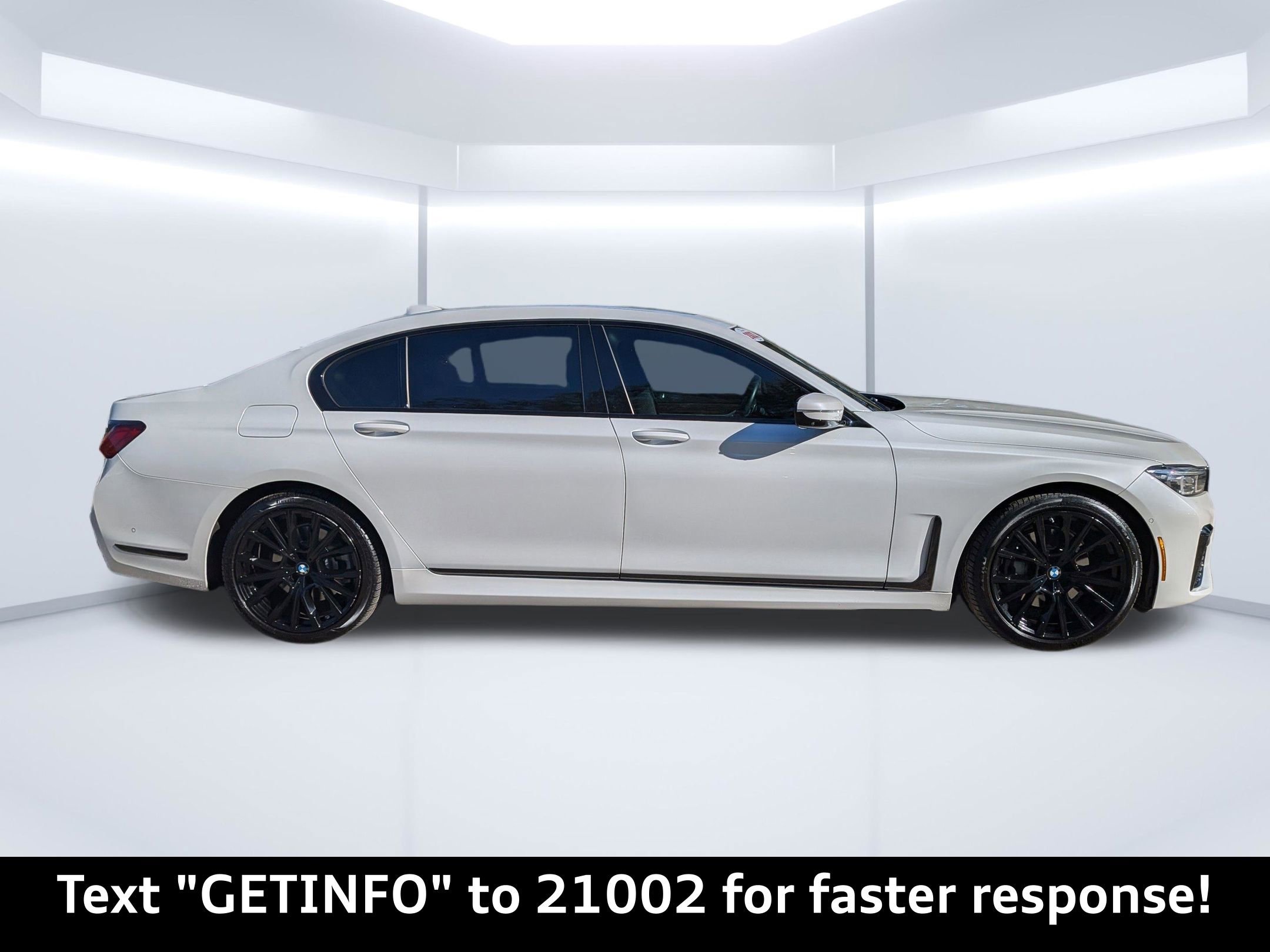 Used 2022 BMW 740i xDrive 740i xDrive w/ Autobahn Package image 2