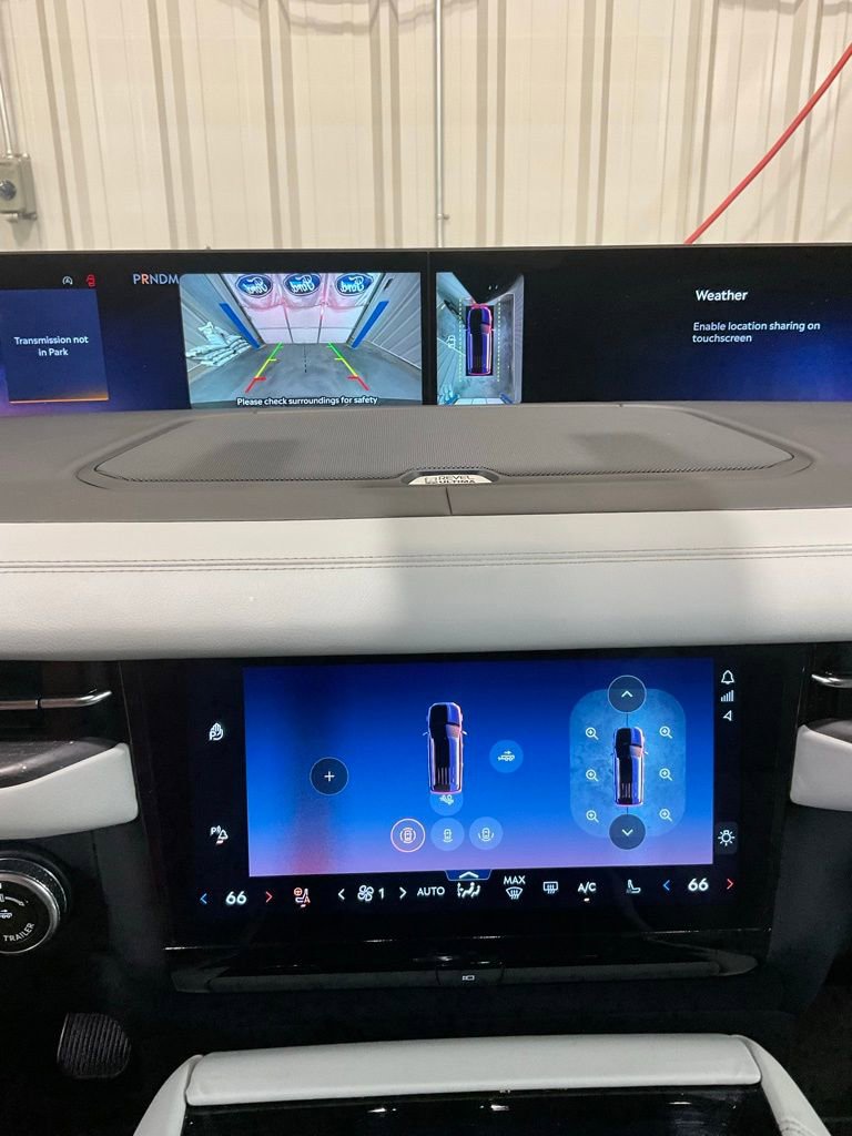 Used 2025 Lincoln Navigator L Black Label w/ Black Label Special Edition image 25