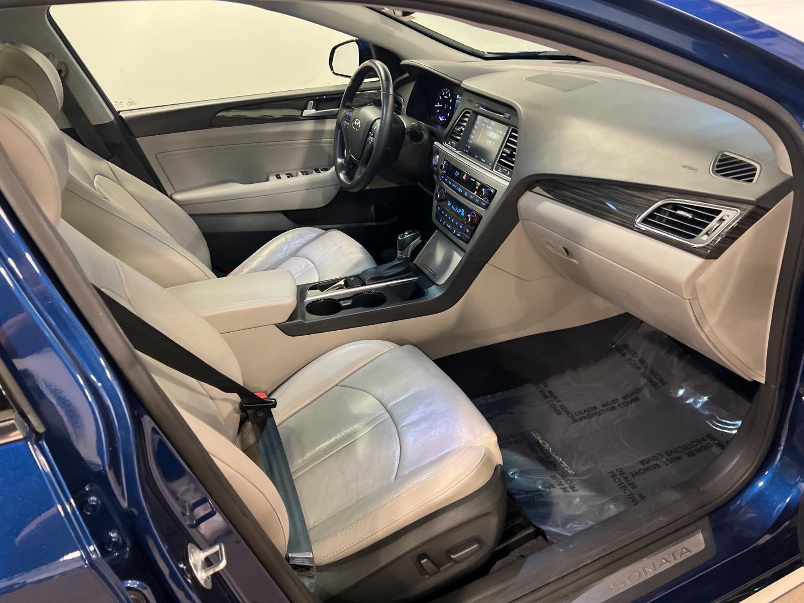 Used 2015 Hyundai Sonata Limited w/ Option Group 05 image 36