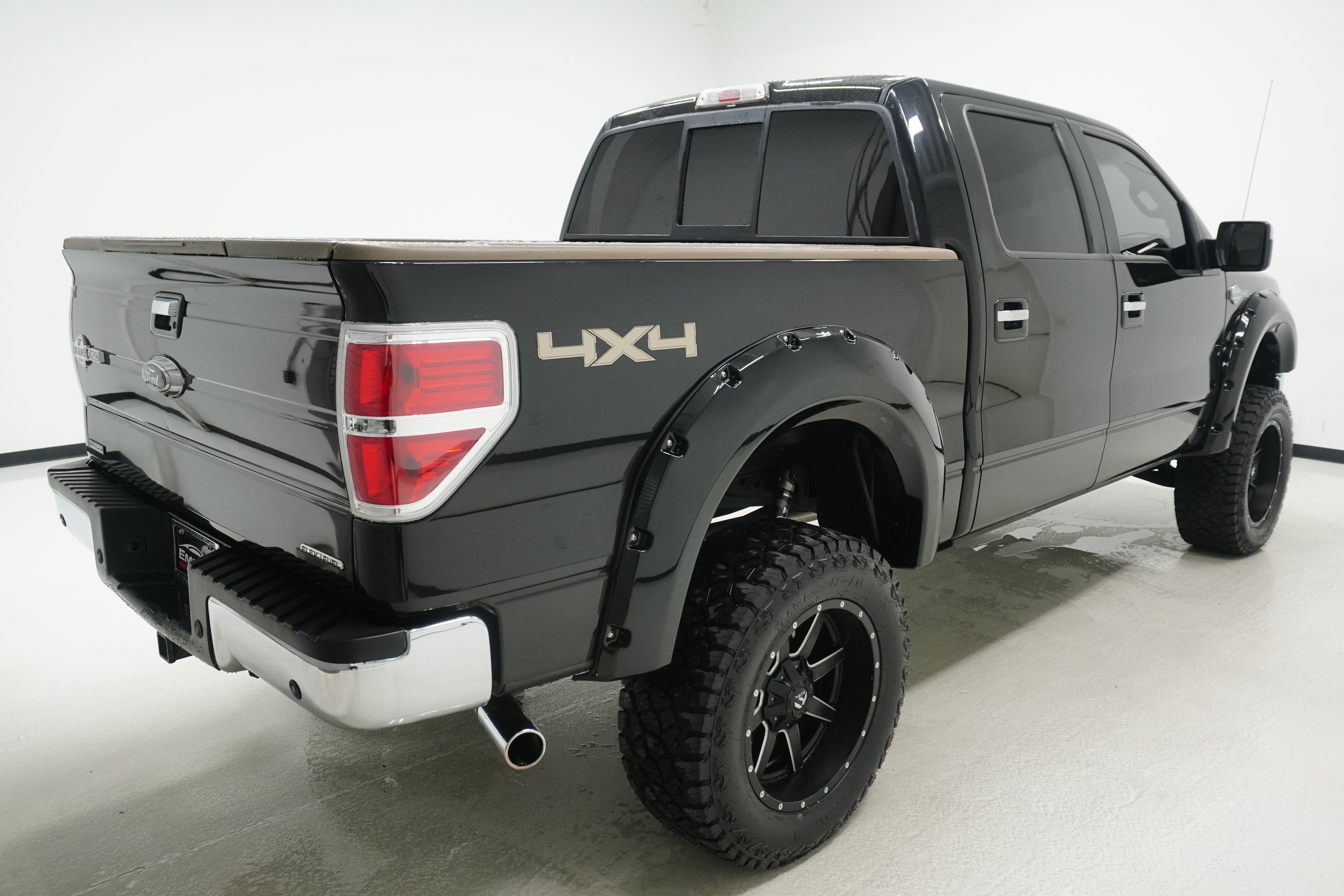 Used 2014 Ford F150 King Ranch w/ King Ranch Luxury Package AWD/4WD image 4