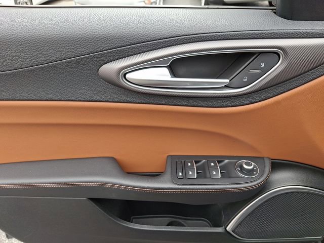 Used 2021 Alfa Romeo Giulia Ti Sport AWD/4WD image 12