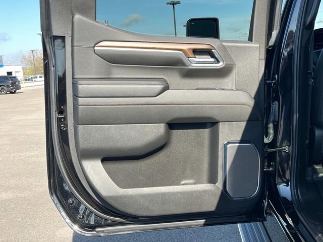 Certified 2024 Chevrolet Silverado 1500 High Country w/ High Country Premium Package AWD/4WD image 23