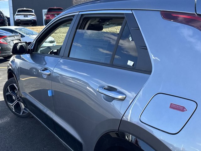 New 2025 Kia Niro SX Touring image 33