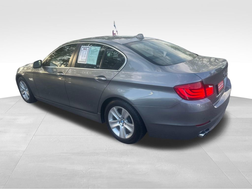 Used 2011 BMW 528i Sedan image 17