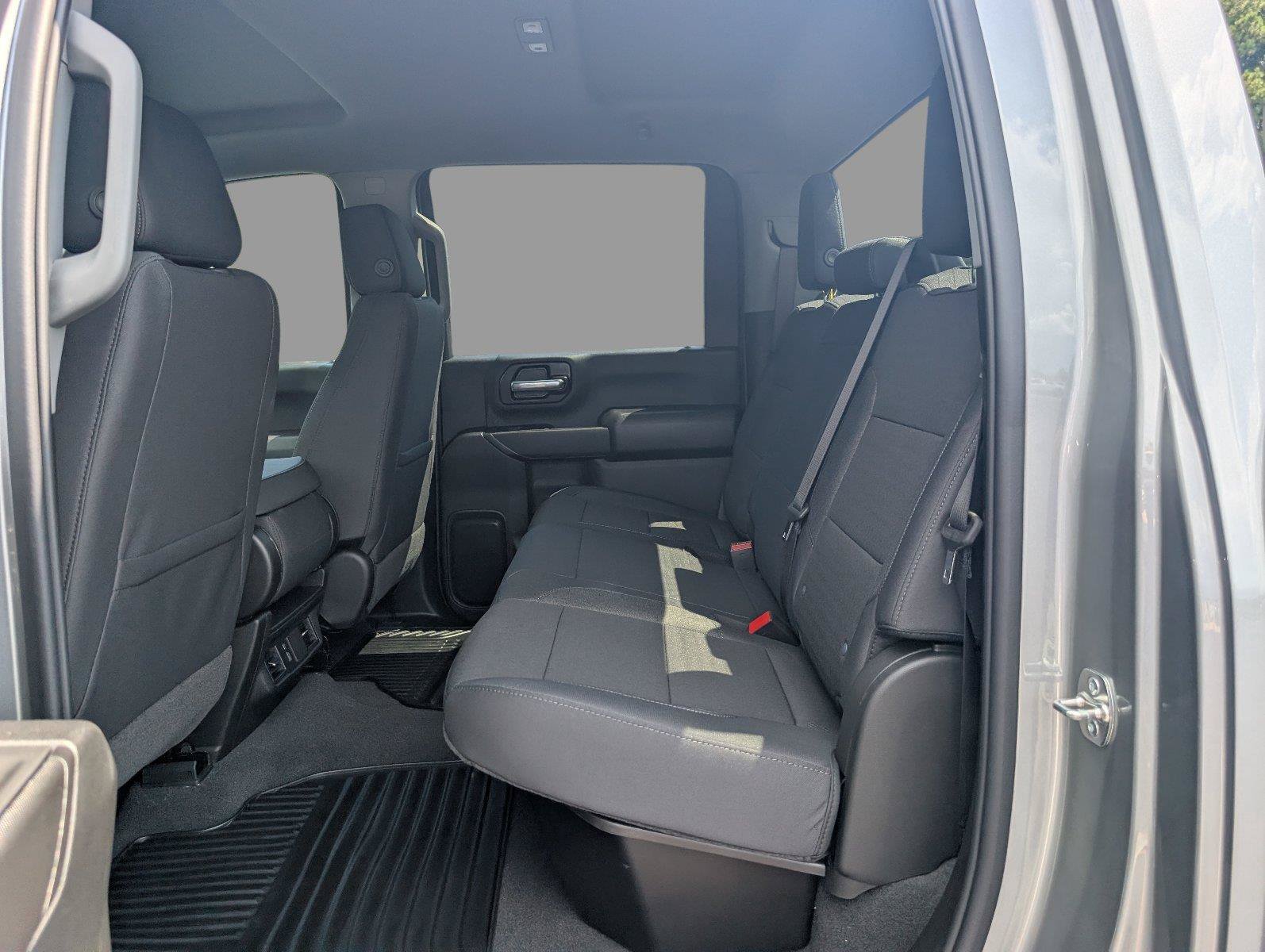 New 2026 Chevrolet Silverado 2500 Custom w/ Custom Value Package AWD/4WD image 32