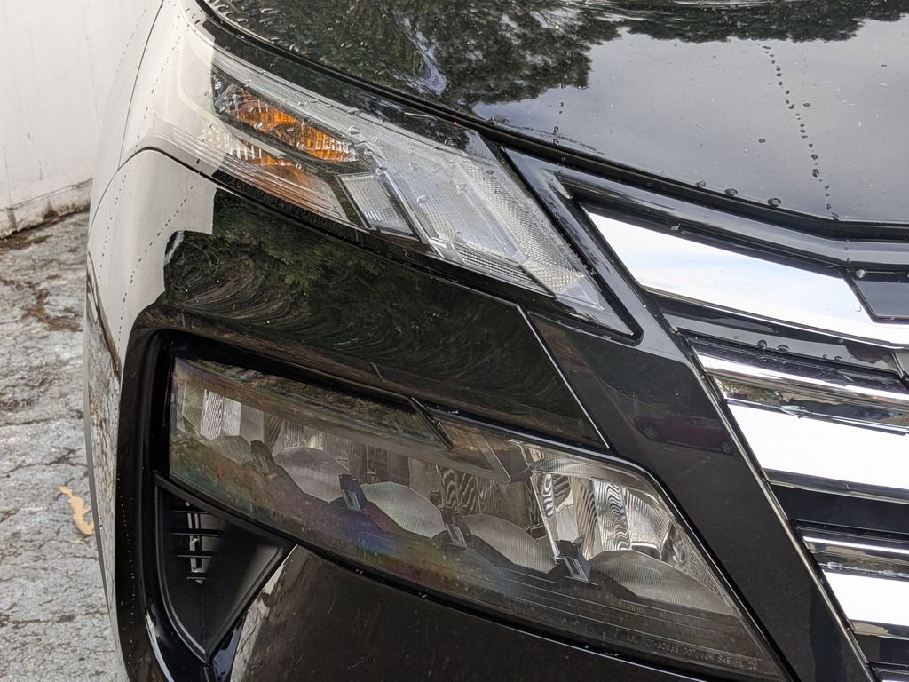 New 2026 Nissan Rogue SV image 10