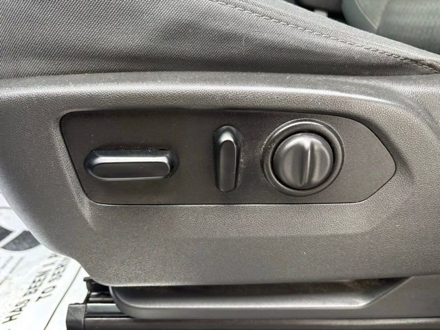 Used 2020 Chevrolet Silverado 1500 LT w/ All-Star Edition image 27