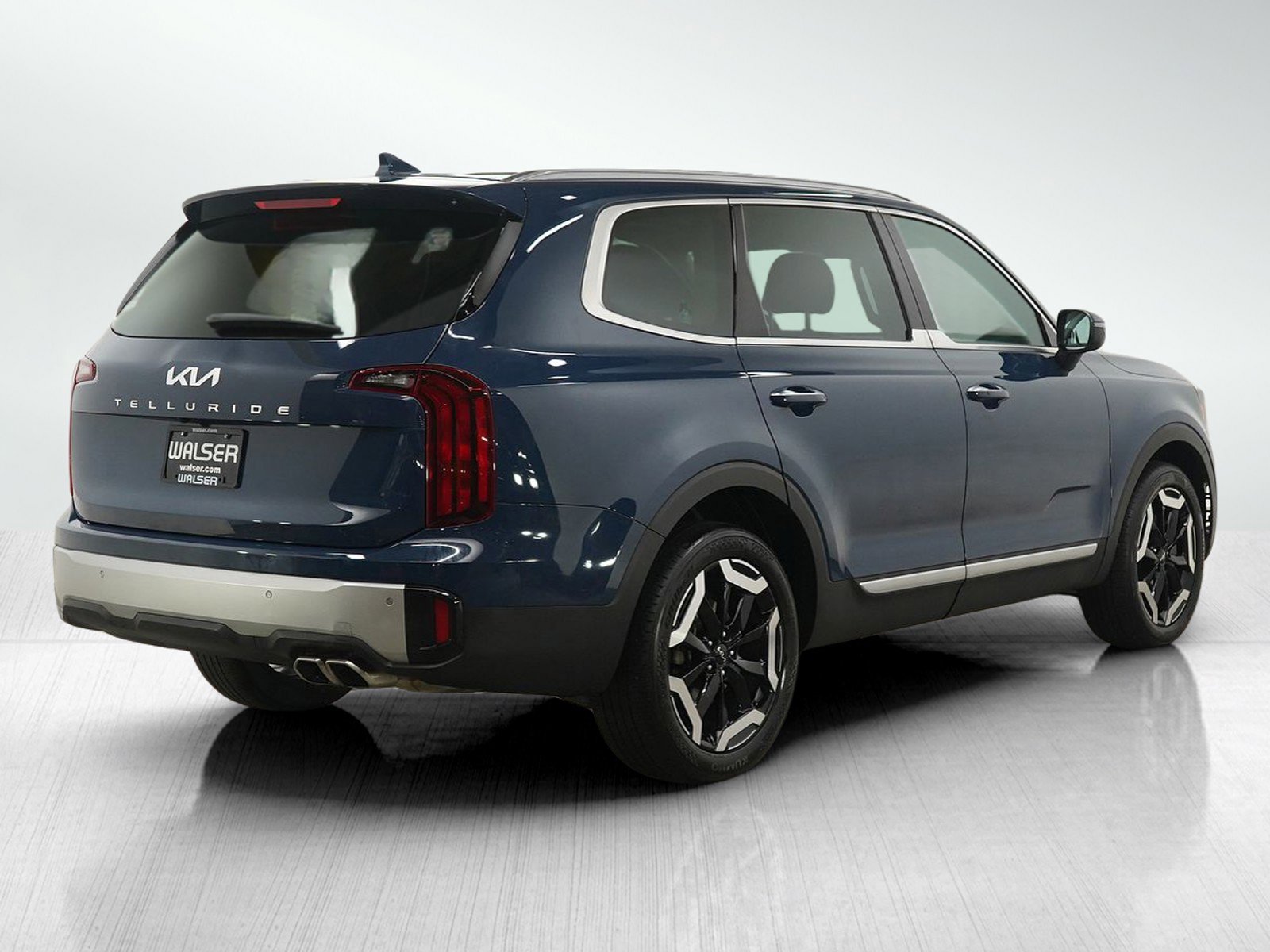 Used 2023 Kia Telluride S w/ S Sunroof Package image 5