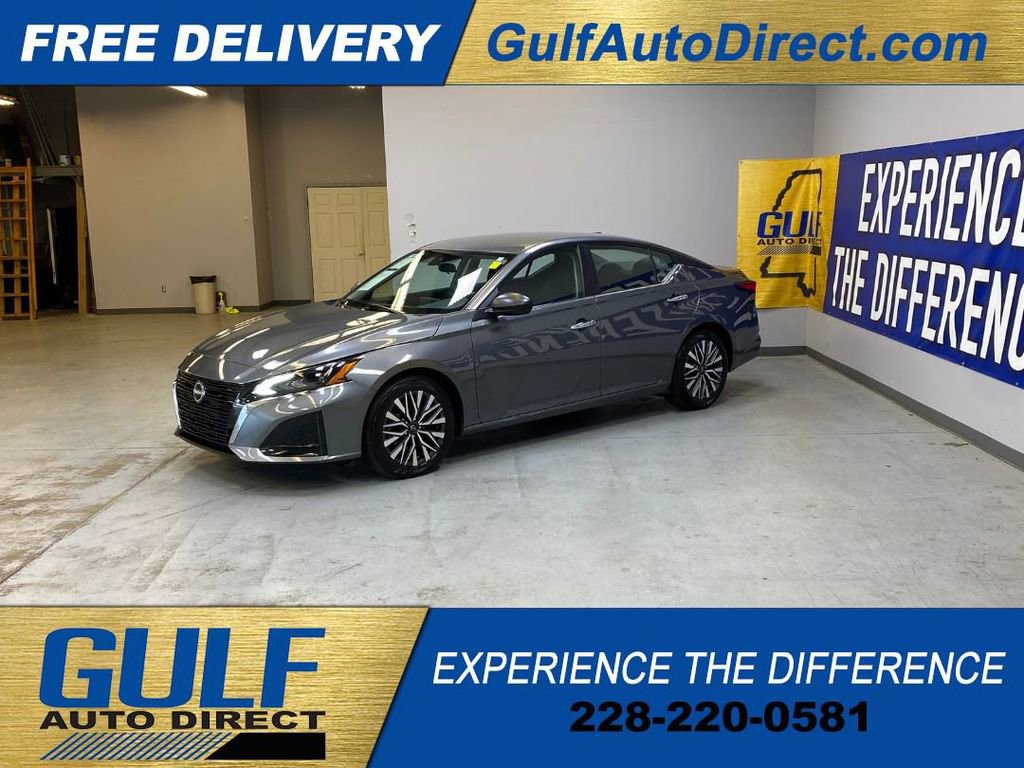 Used 2025 Nissan Altima 2.5 SV FWD image 5