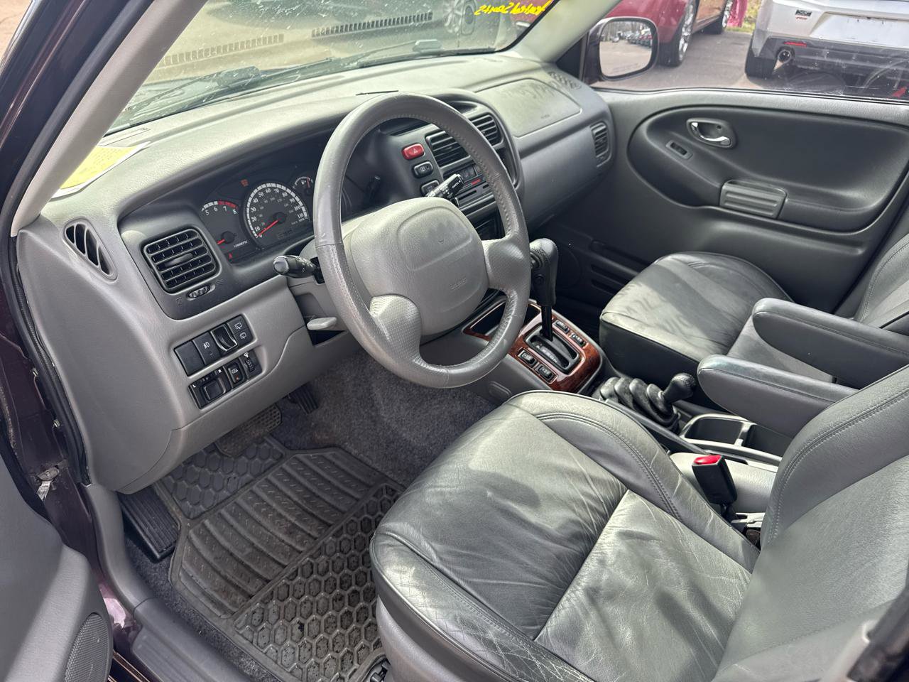 Used 2002 Suzuki XL7 4WD image 10