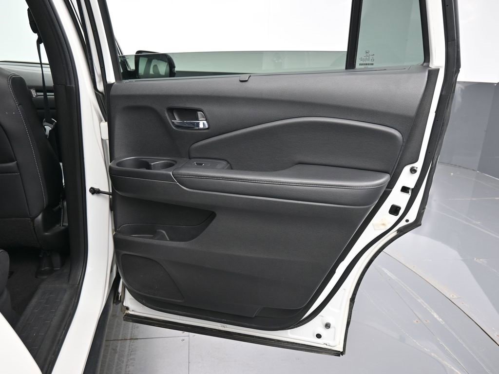 Certified 2021 Honda Passport Elite image 38