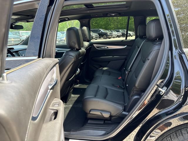 Used 2024 Cadillac XT6 Luxury w/ LPO, Floor Liner Package AWD/4WD image 14