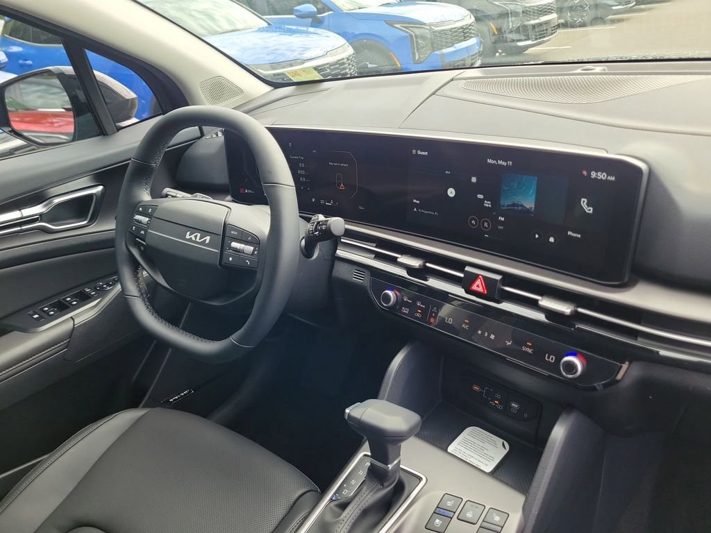 New 2026 Kia Sportage SX FWD image 8