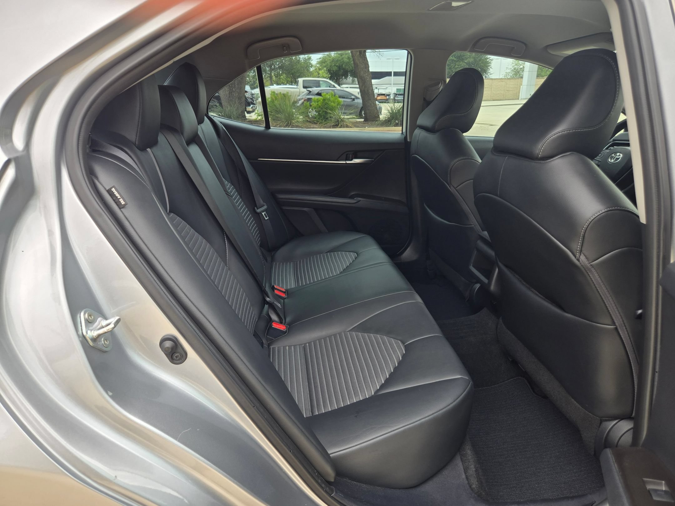 Used 2024 Toyota Camry SE w/ Convenience Package FWD image 23