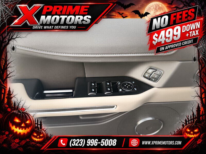 Used 2019 Ford Expedition XLT w/ Equipment Group 202A AWD/4WD image 18