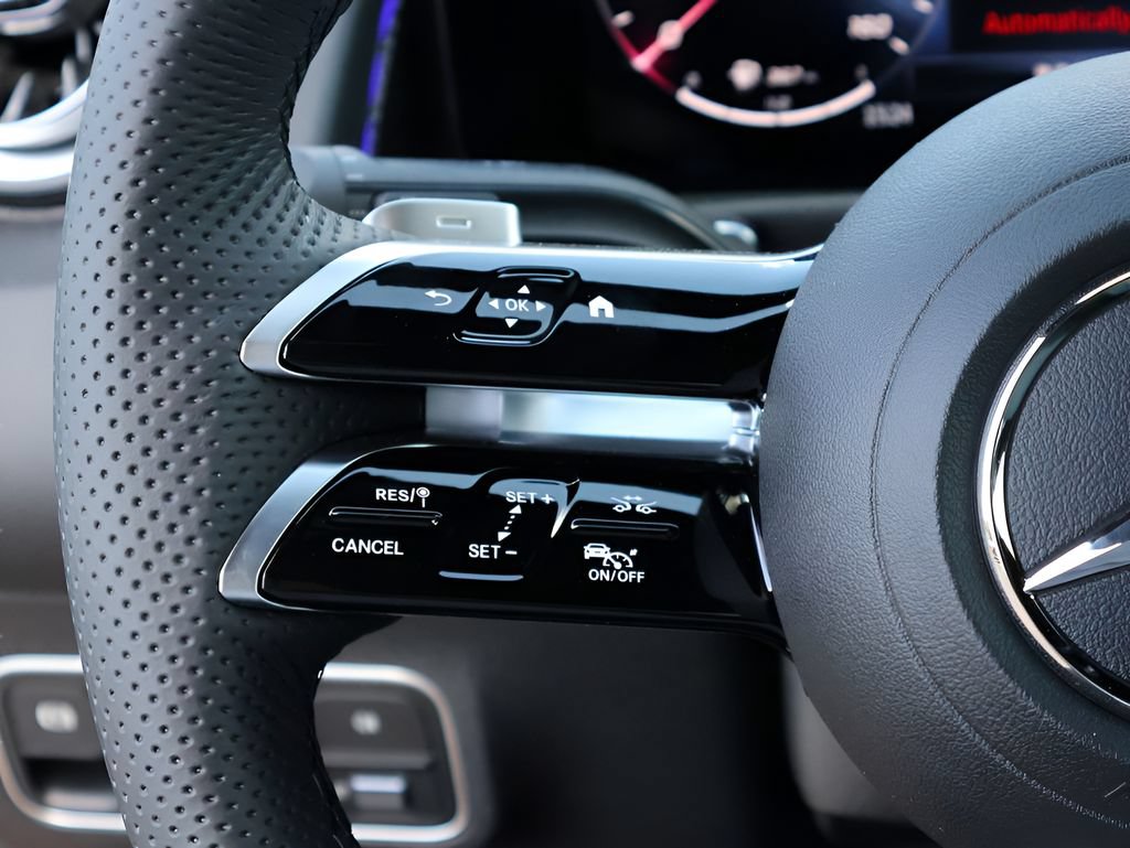 New 2026 Mercedes-Benz GLB 250 4MATIC image 33
