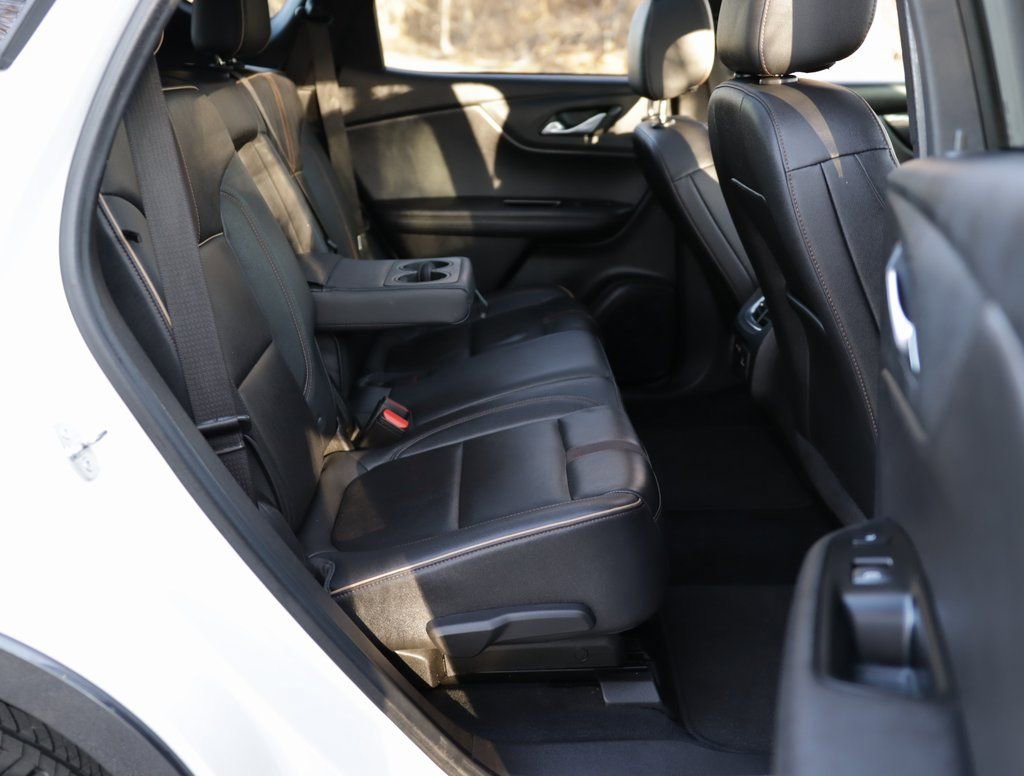 Used 2022 Chevrolet Blazer Premier w/ Enhanced Convenience Package AWD/4WD image 33