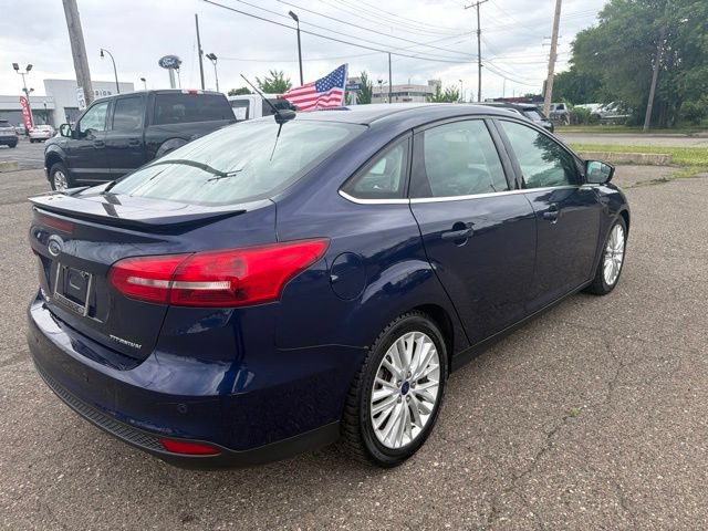 Used 2017 Ford Focus Titanium FWD image 5