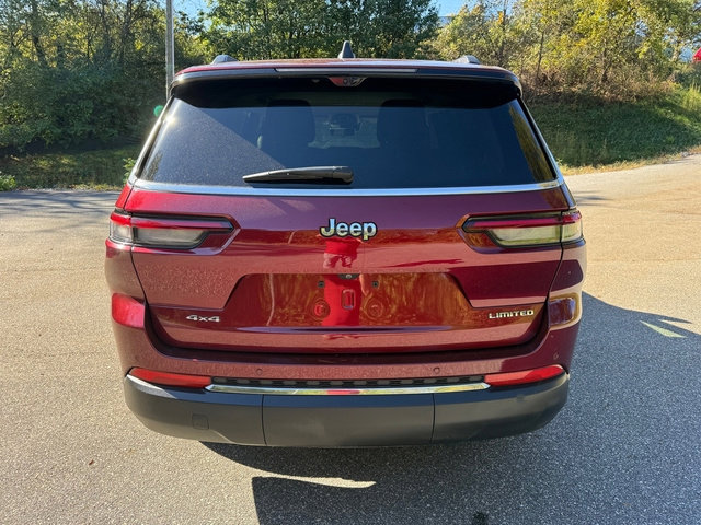 Used 2023 Jeep Grand Cherokee L Limited w/ Luxury Tech Group II image 7