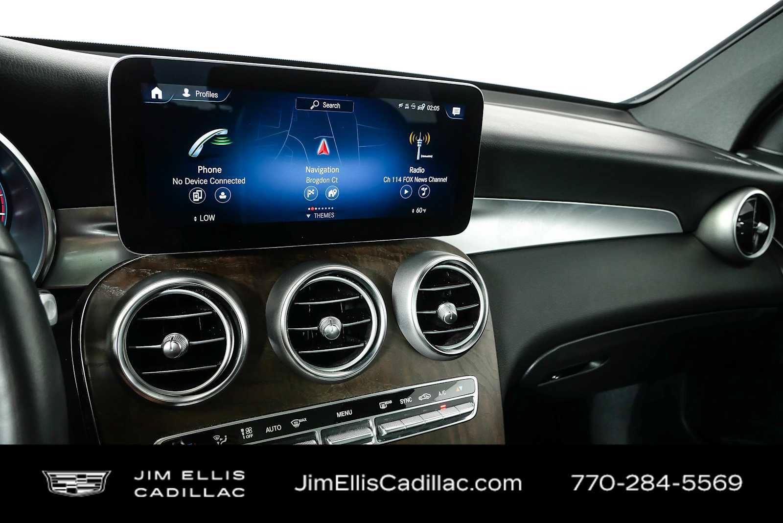 Used 2021 Mercedes-Benz GLC 300 4MATIC w/ Multimedia Package image 12