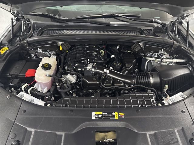 Used 2024 Jeep Grand Cherokee Altitude AWD/4WD image 43