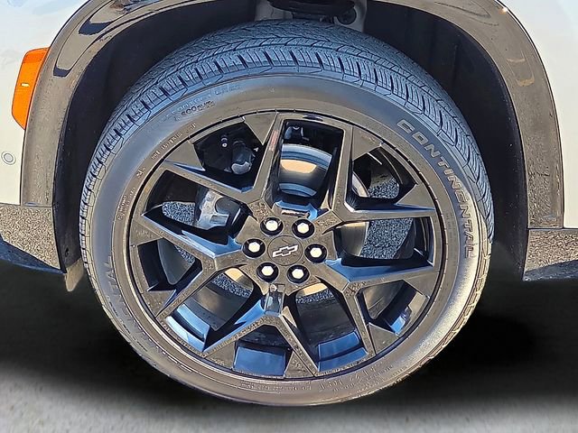Used 2024 Chevrolet Traverse RS w/ LPO, Floor Liner Package image 9