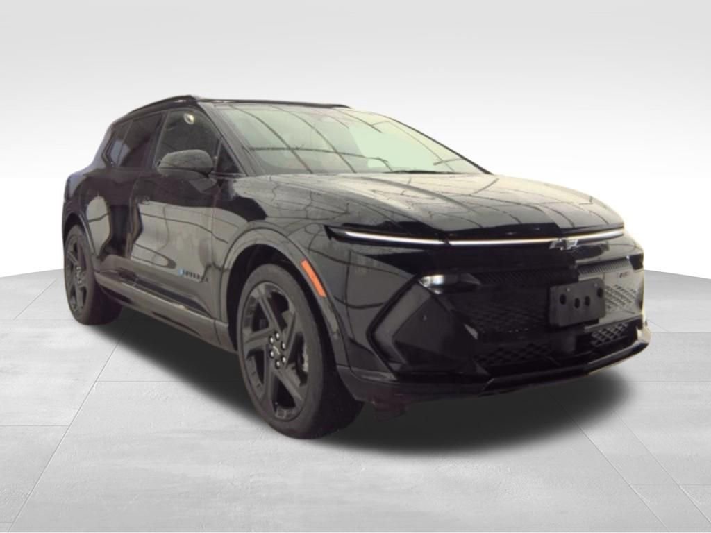 Used 2024 Chevrolet Equinox EV RS FWD image 7