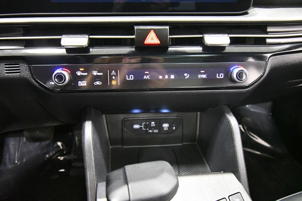 Certified 2026 Kia Sportage X-Line w/ X-Line Premium Package AWD/4WD image 26