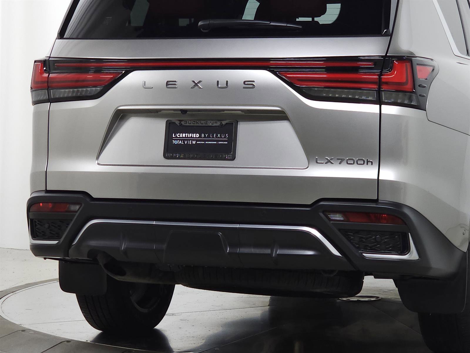 Certified 2025 Lexus LX 700h F Sport w/ Accessory Package (Z1) AWD/4WD image 11